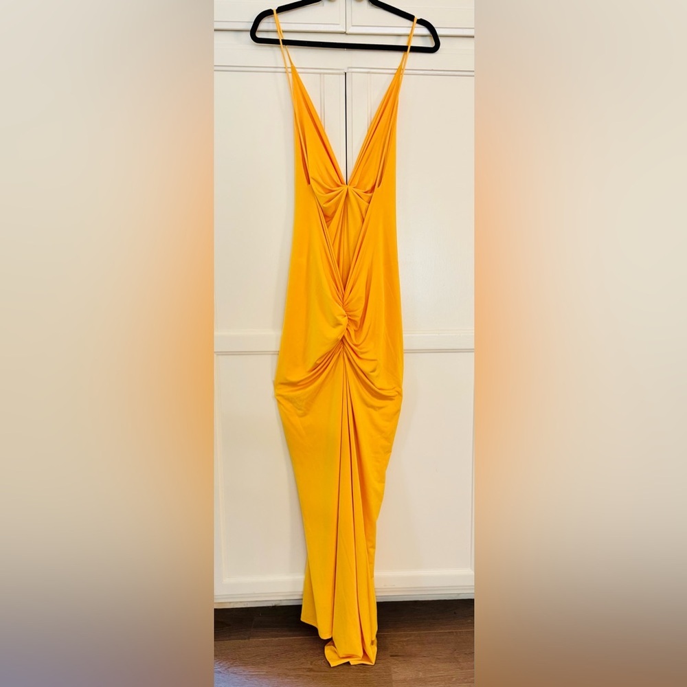 Cameo Ultra Sexy Low V Backless Dress in Yellow - Picture 4 of 7